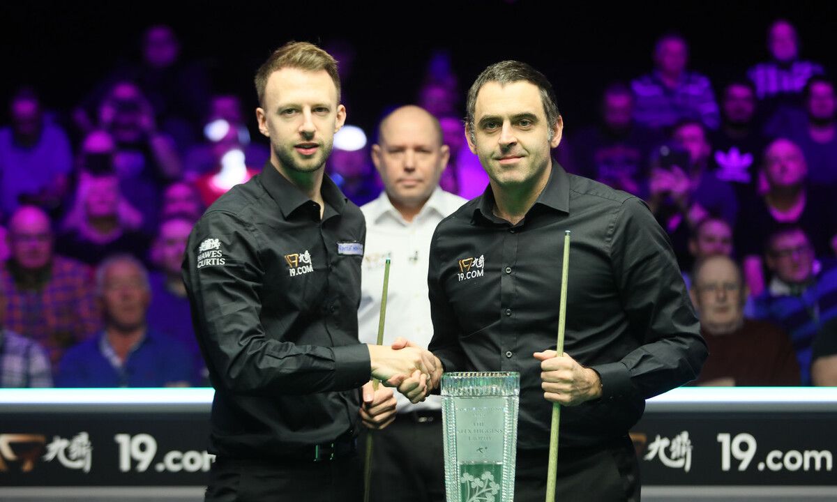 官宣前后两 官宣前后两